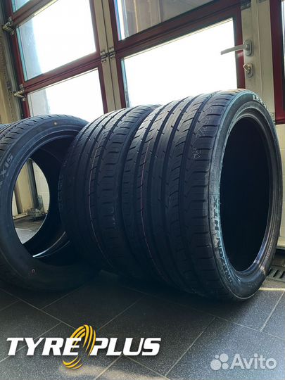Lexxis Orezon HTX 285/40 R22 и 325/35 R22 110W