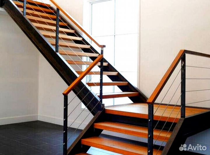 Лестница для загородного дома