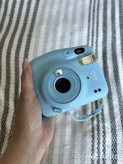 Фотоаппарат Fujifilm Instax Mini 11