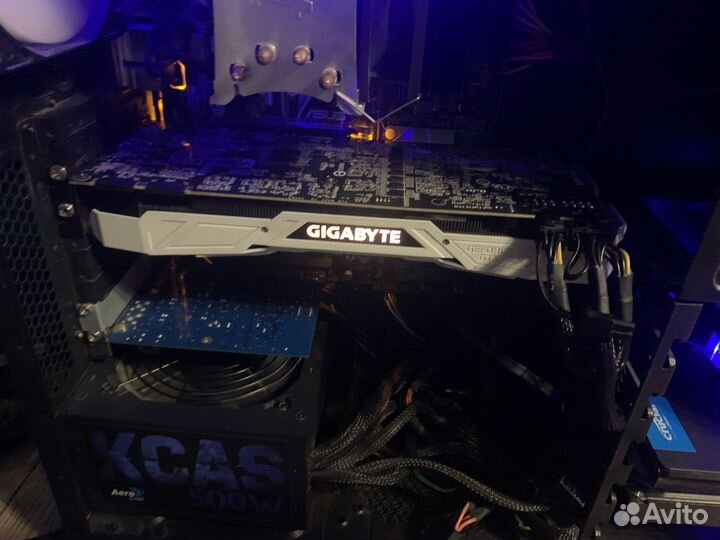 Видеокарта GTX 1080 ti 11gb Gigabyte