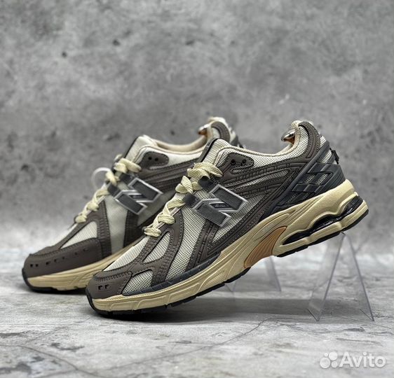 New balance 1006r кроссовки бежевые