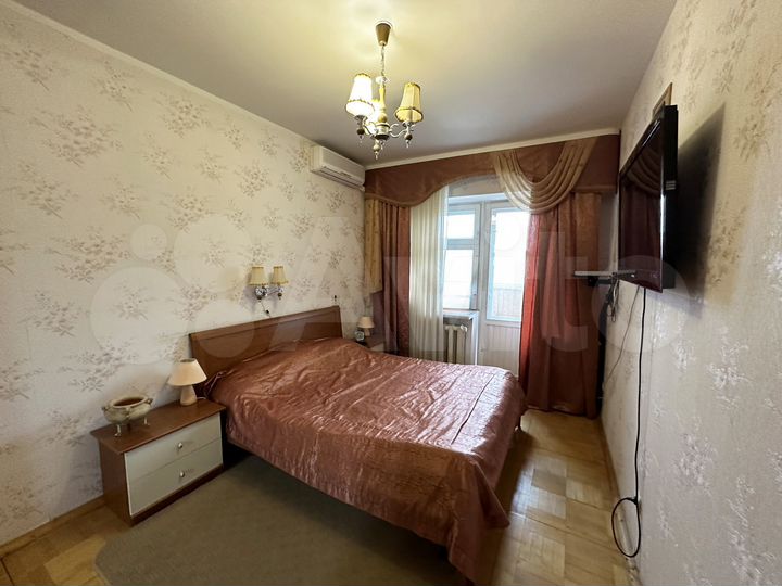 3-к. квартира, 93,7 м², 8/10 эт.
