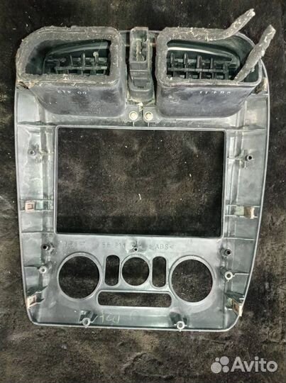 Рамка магнитофона Mazda Familia BJ3P B3ME