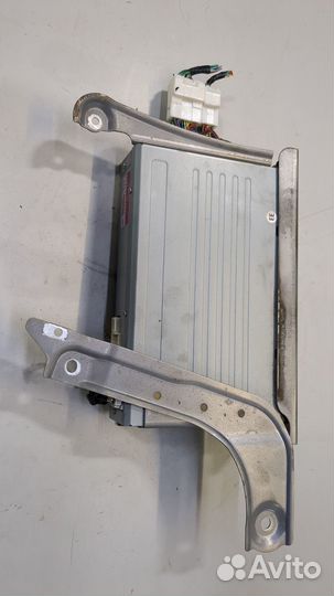 Усилитель звука Lexus IS, 2005