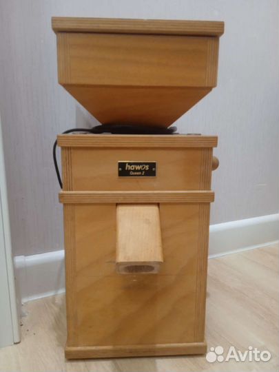 Мельница для зерна бу