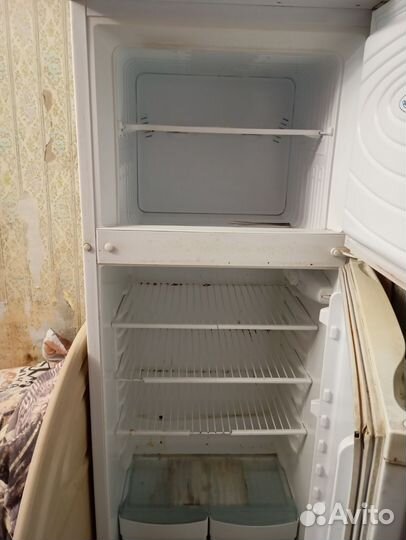 Холодильник б/у