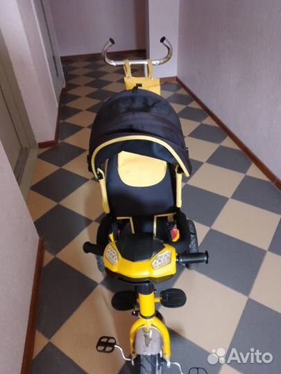 Детский трёхколёсный велосипед