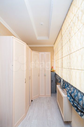 3-к. квартира, 116,5 м², 2/4 эт.