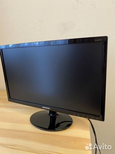 Монитор Samsung 21,5’’