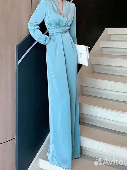 Женский комбинезон