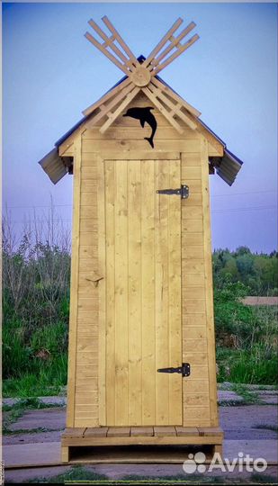 Дачный туалет с дельфином QWN