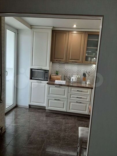 3-к. квартира, 72 м², 9/9 эт.