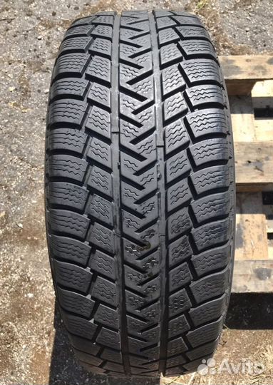 Michelin Latitude Alpin 235/60 R16 100T