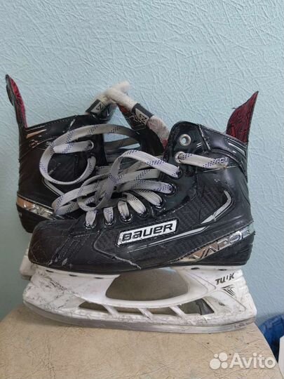 Хоккейные коньки bauer