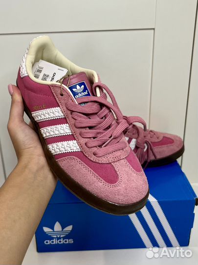 Adidas Gazelle бело-розовые, новые, доставка за мо