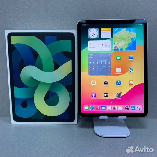 Планшет Apple iPad Air 4 64 гб 10.9 (Wi-Fi)