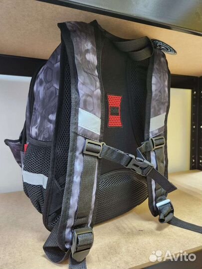 Школьный рюкзак для мальчиков