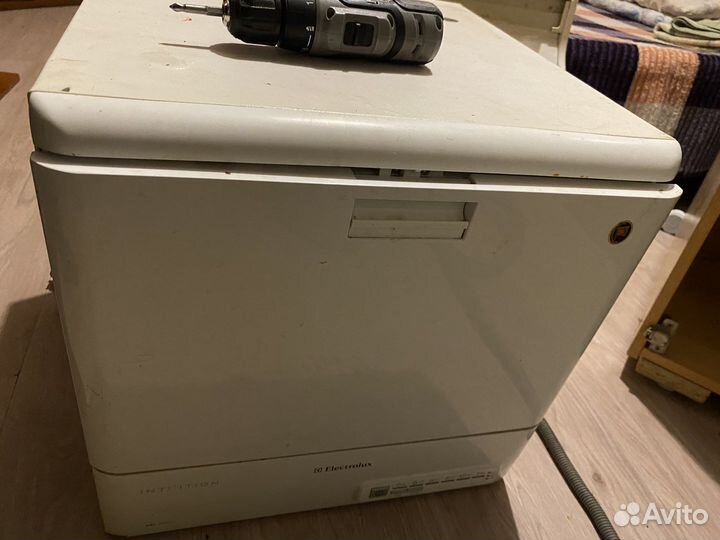 Посудомоечная машина Electrolux