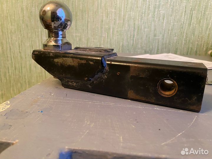 Фаркоп под квадрат 50