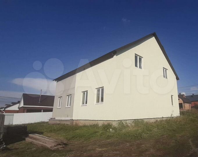 Таунхаус 107,6 м² на участке 5,8 сот.