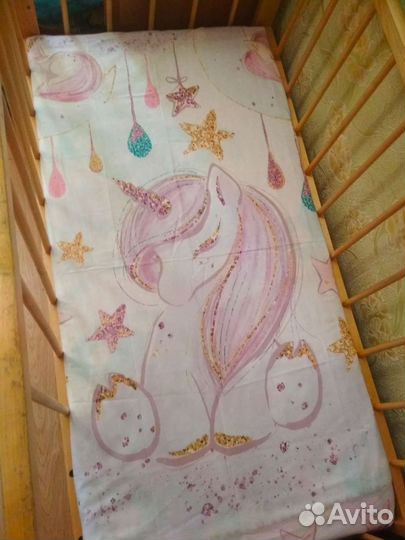 Простынь на резинке для детской кроватки