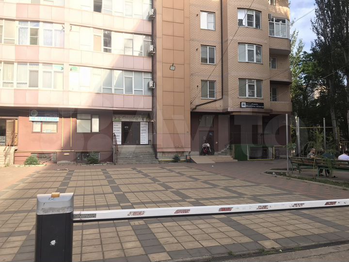 1-к. квартира, 63 м², 10/12 эт.