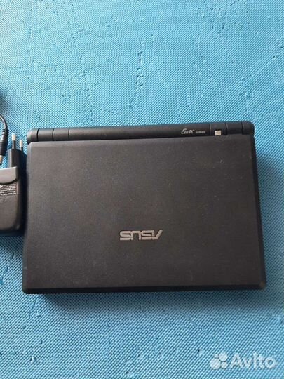 2 Нетбука asus eee pc 700