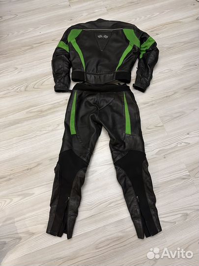 Костюм для мотоцикла
