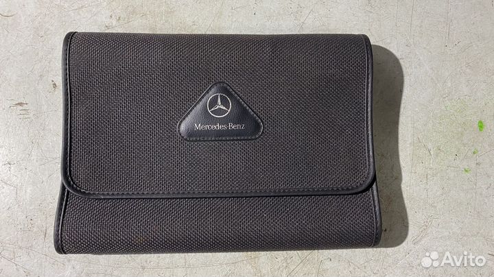 Книжка для документов Mercedes Benz W210