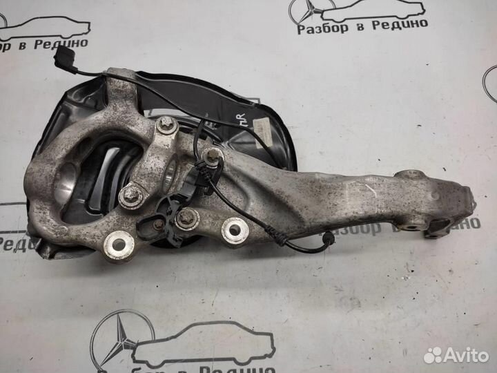 Кулак поворотный передний правый w222 S-class 2