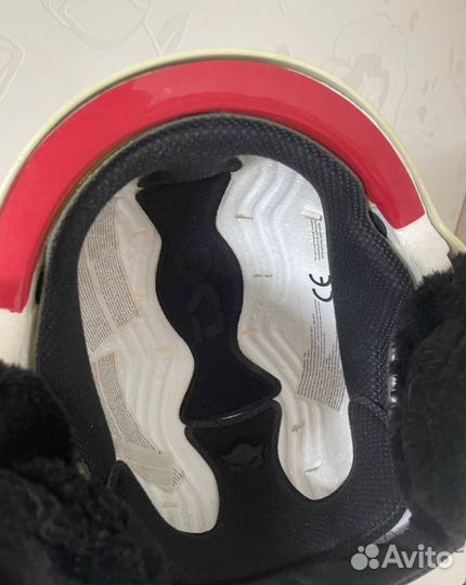 Шлем сноубордический женский TSG