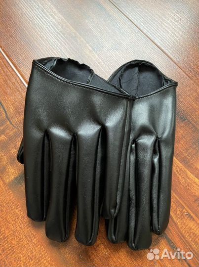 Перчатки новые