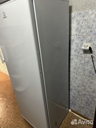 Морозильная камера indesit