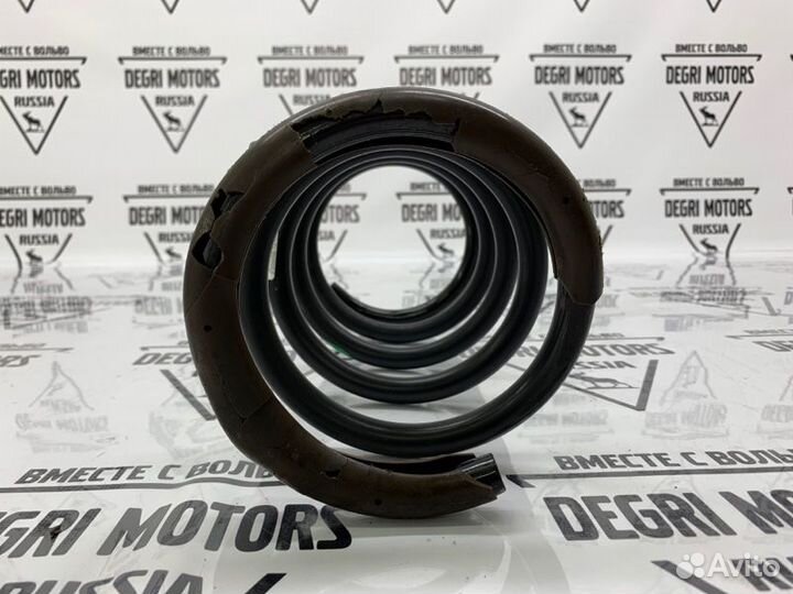 Пружина задняя левая/правая Volvo V70 marked 11