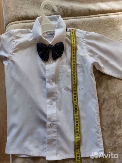 Белая рубашка, жилетка, бабочка р-р 104