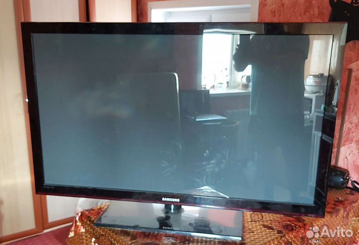 Телевизор на запчасти