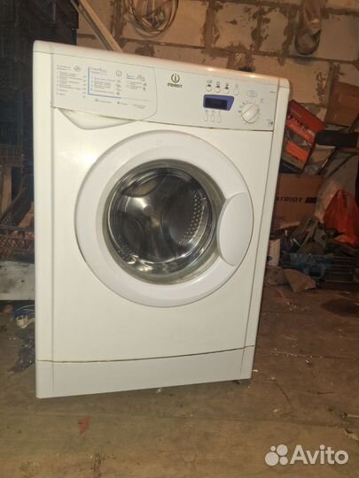 Стиральная машина бу indesit