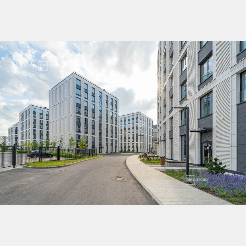 2-к. квартира, 84,1 м², 1/7 эт.