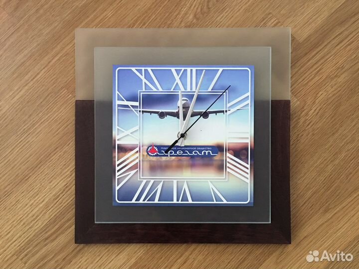 Часы настенные новые