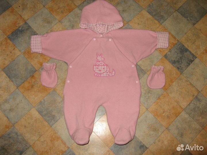 Одежда для ребенка от рождения до года