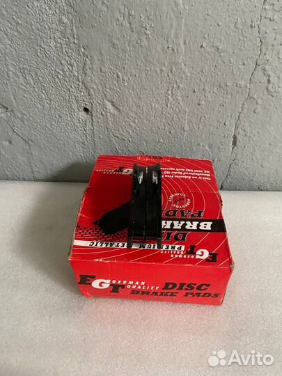 Колодки тормозные передние Volvo