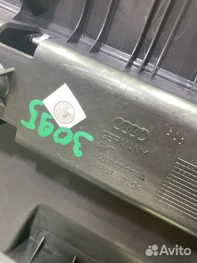 Обшивка двери багажника задняя Audi A7 4G CGW 2011