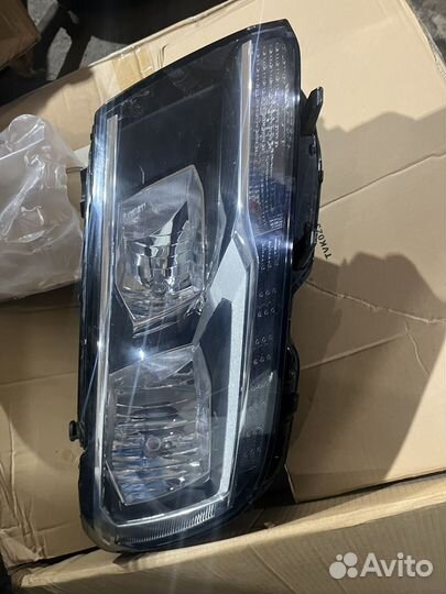 Фары передние на Тигуан 2020 года