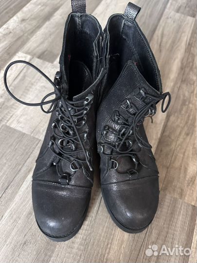 Ботинки женские демисезонные 39 размер Dakkem
