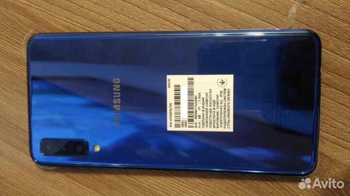 Samsung Galaxy A8+ SM-A730F/DS, 4/32 ГБ