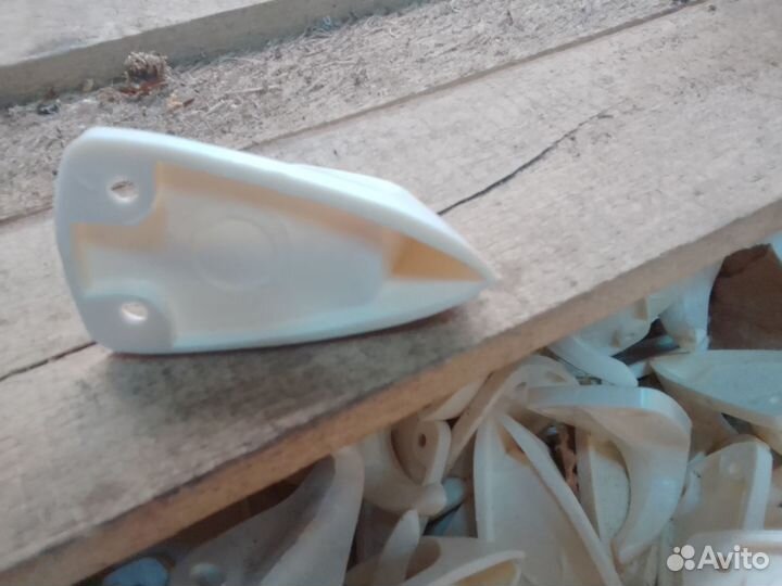 Крючки пластмасовые для одежды СССР