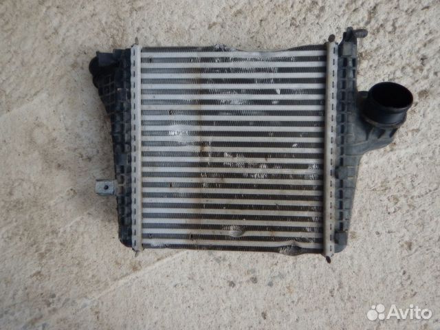 Интеркулер правый Audi Q7