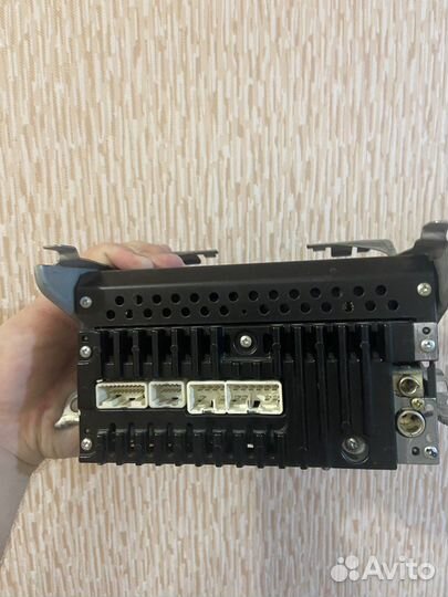 Продам штатную магнитолу