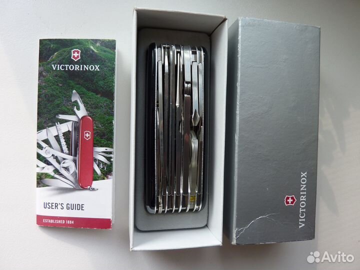 Для туризма и рыбалки Victorinox 1.6795.3