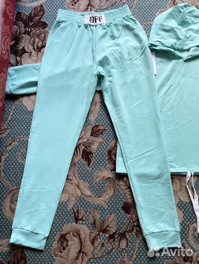 Женский спортивный костюм весна/осень 42,44